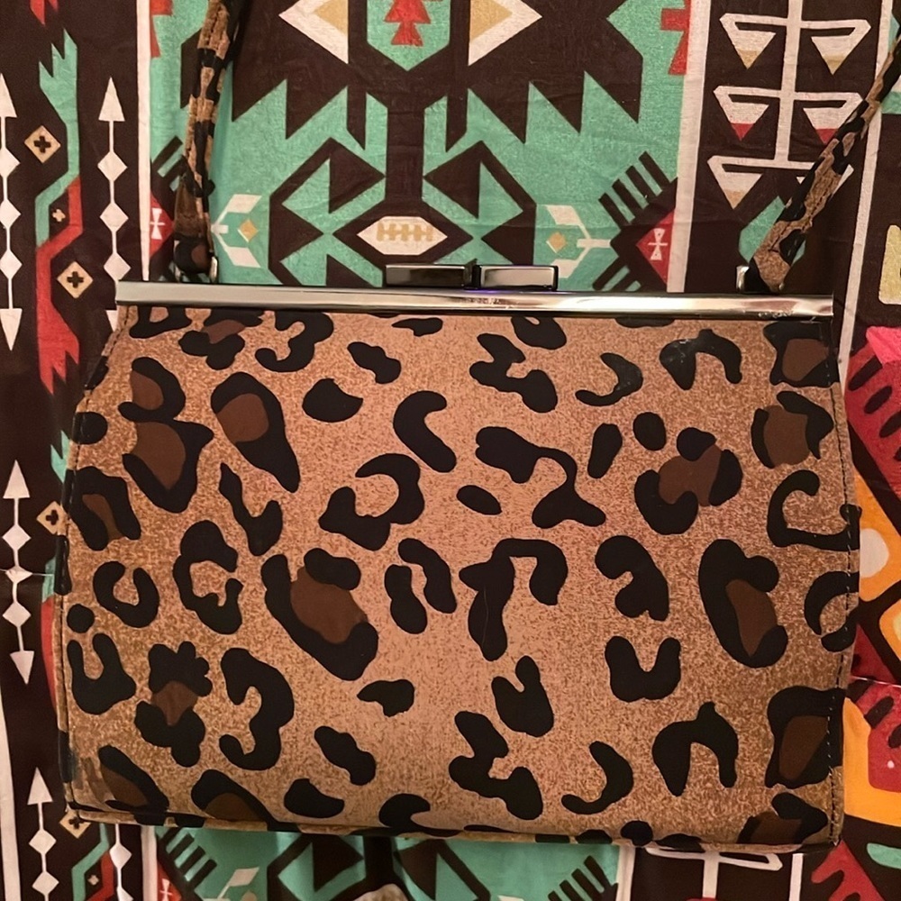 Nine West small leopard purse​​​